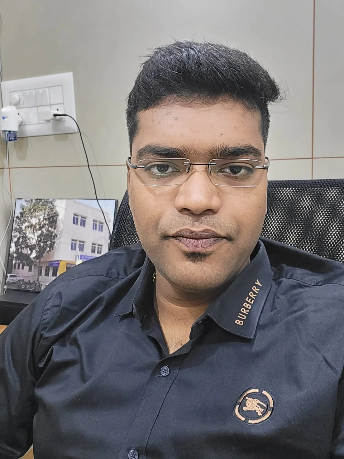 Mr. Sidharth Ravi Javaji, Administrator of NIVA Surgery